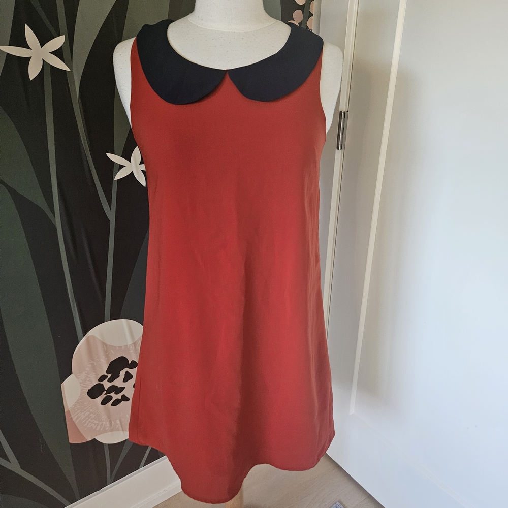 Red Sleeveless Dress with Black Collar